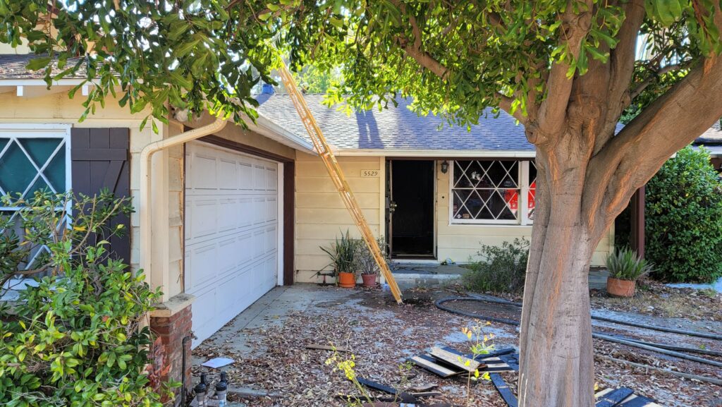 Greenbush Sherman Oaks before - original home front