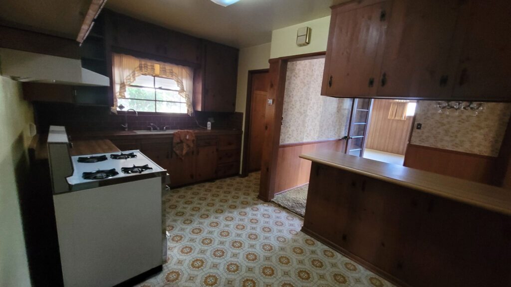 Greenbush Sherman Oaks before - original kitchen