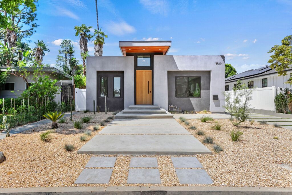 Sunnyslope Sherman Oaks remodel - modern front exterior